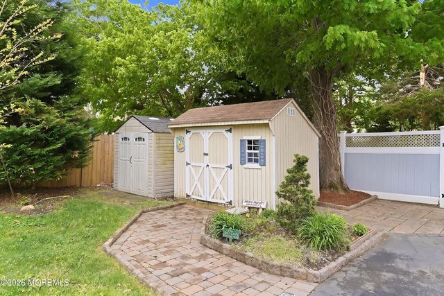 107 Frog Hollow Road, Forked River, NJ 08731