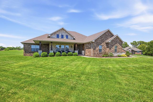 1712 S Songbird Circle, Nixa, MO 65714