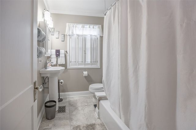 917 West Gray Street, Elmira, NY 14905