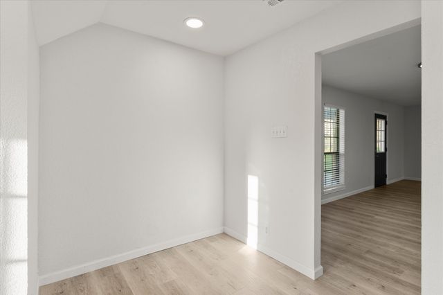 306 Lazy Cane Ranch Road, Trinidad, TX 75163