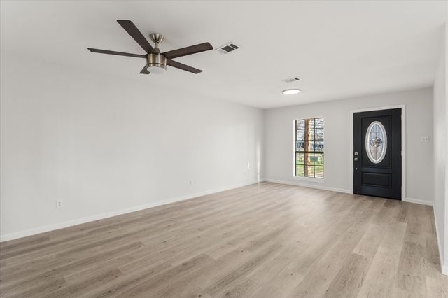 306 Lazy Cane Ranch Road, Trinidad, TX 75163