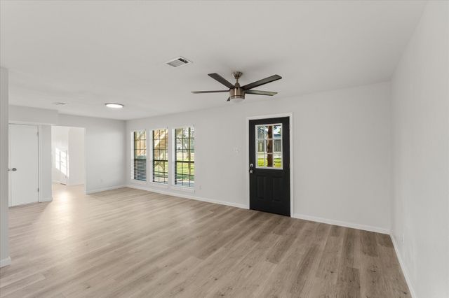 306 Lazy Cane Ranch Road, Trinidad, TX 75163