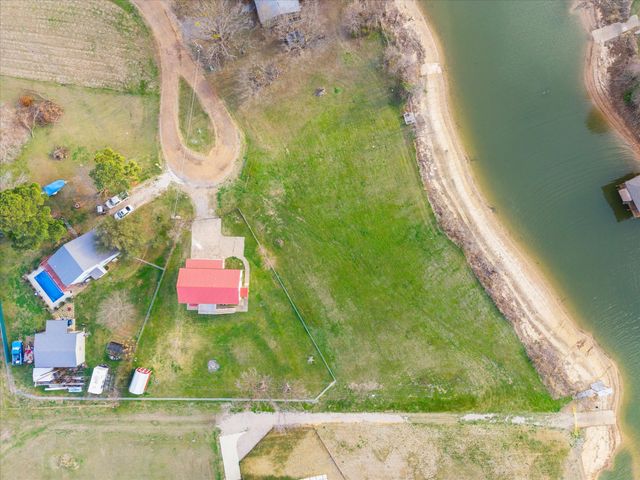 306 Lazy Cane Ranch Road, Trinidad, TX 75163