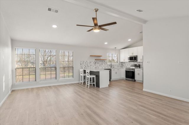 306 Lazy Cane Ranch Road, Trinidad, TX 75163