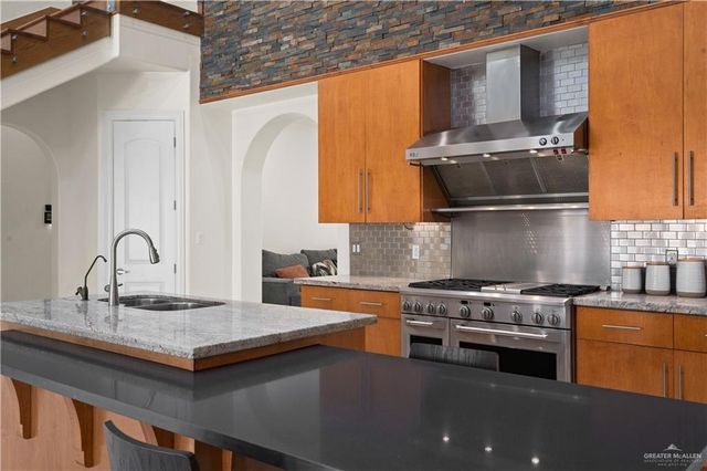 3401 N Glasscock Road, Mission, TX 78573