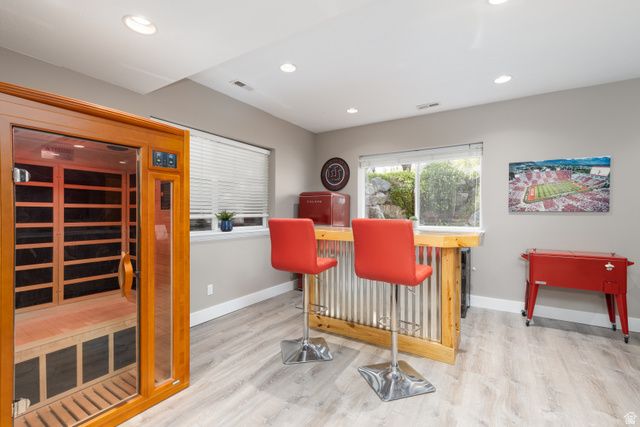 2573 E KAYS CREEK DR, Layton, UT 84040