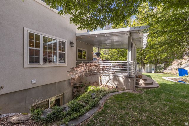 2573 E KAYS CREEK DR, Layton, UT 84040