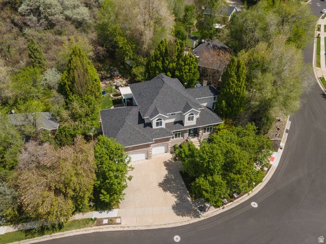 2573 E KAYS CREEK DR, Layton, UT 84040