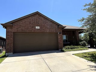 1800 Potrillo Lane, Fort Worth, TX 76131
