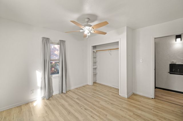 2904 Maple Street, Des Moines, IA 50317