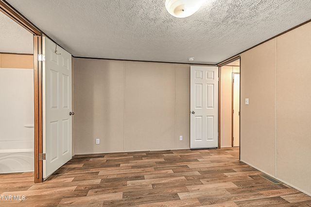 374 Bill Bennett Road, Johnson City, TN 37604