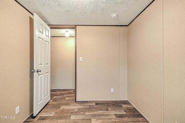 374 Bill Bennett Road, Johnson City, TN 37604