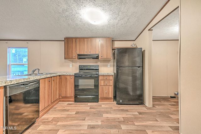 374 Bill Bennett Road, Johnson City, TN 37604