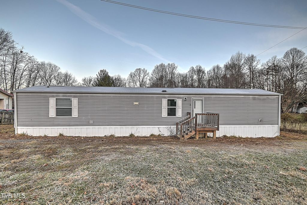 374 Bill Bennett Road, Johnson City, TN 37604