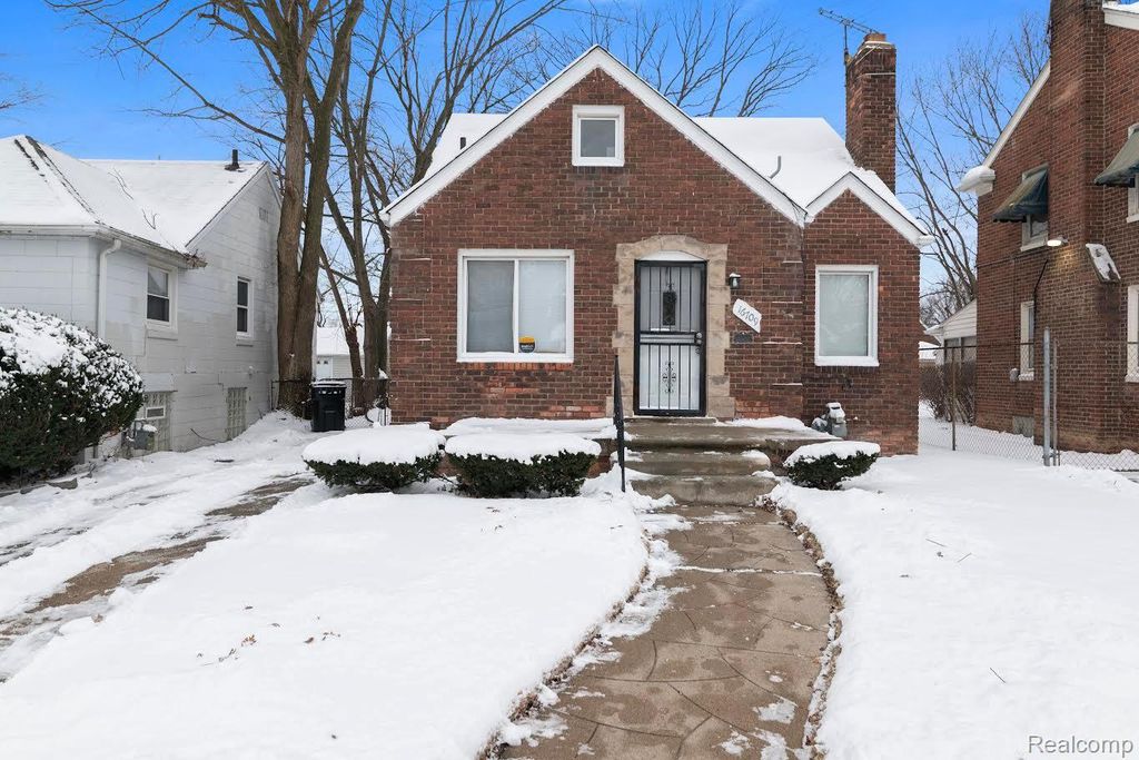 16709 Lindsay Street, Detroit, MI 48235