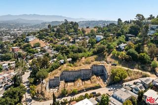 2350 N Lake Shore Avenue, Los Angeles, CA 90039