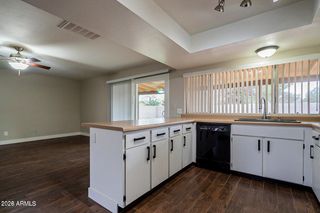 3523 W DETROIT Street, Chandler, AZ 85226