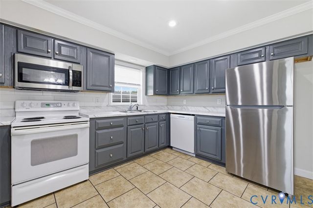 29232 Meadowview Dr, Waverly, VA 23890
