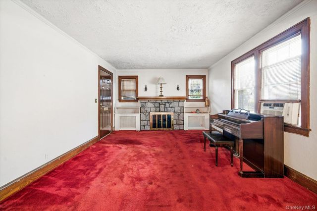 1563 Kenneth Avenue, Baldwin, NY 11510