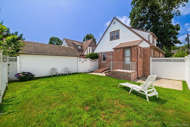 1563 Kenneth Avenue, Baldwin, NY 11510