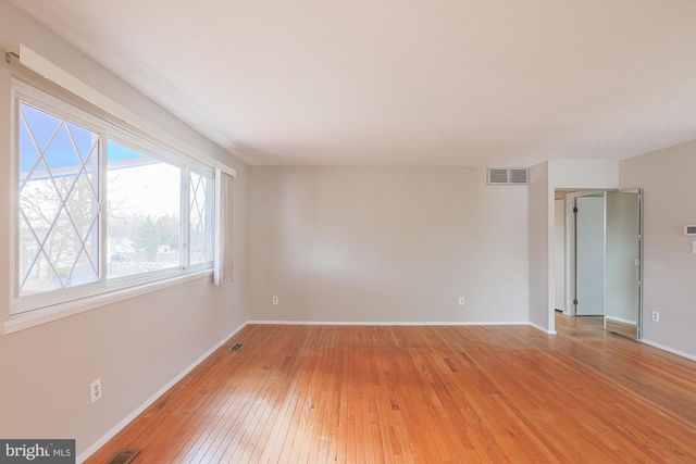 3 VEITCH CT, Baltimore, MD 21236