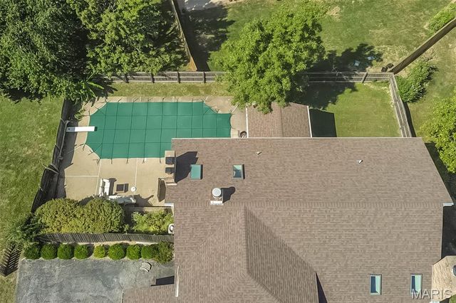 440 Meramec Way, St Charles, MO 63303