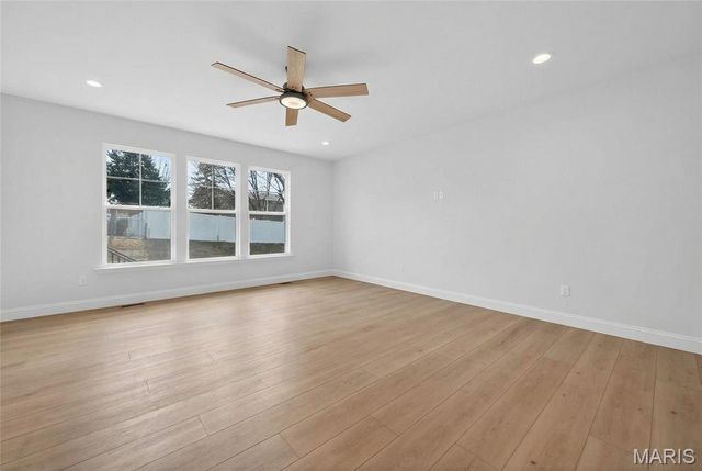 537 Ryehill Drive, St Peters, MO 63376