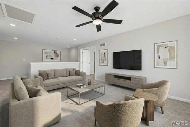 537 Ryehill Drive, St Peters, MO 63376