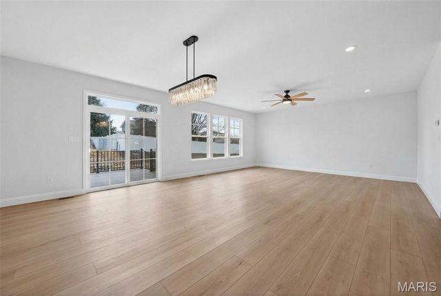 537 Ryehill Drive, St Peters, MO 63376