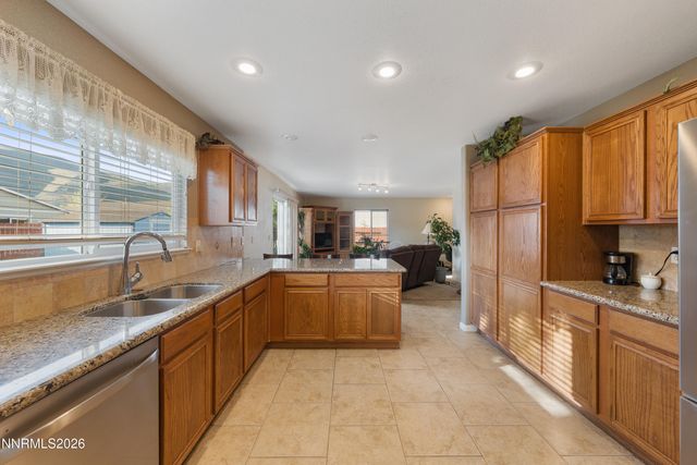 18235 Pin Oak Court, Reno, NV 89508