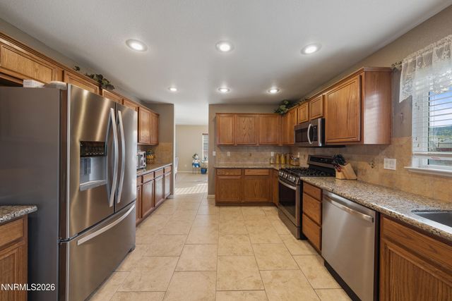 18235 Pin Oak Court, Reno, NV 89508