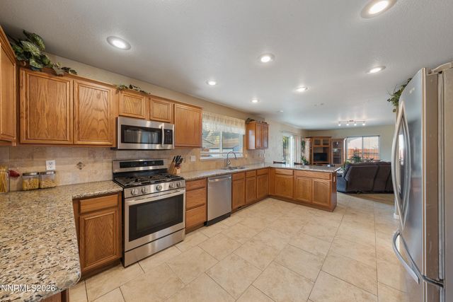 18235 Pin Oak Court, Reno, NV 89508