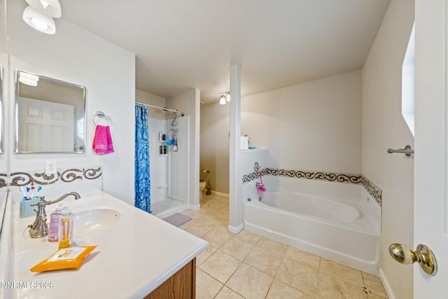 18235 Pin Oak Court, Reno, NV 89508