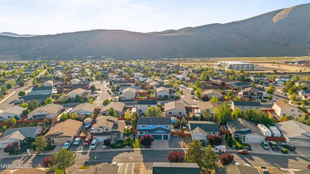 18235 Pin Oak Court, Reno, NV 89508