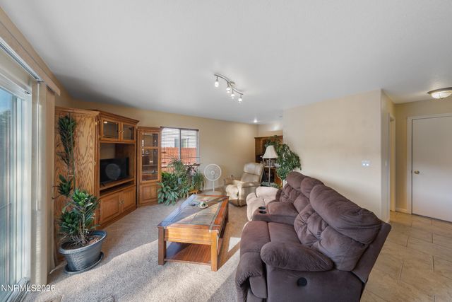 18235 Pin Oak Court, Reno, NV 89508