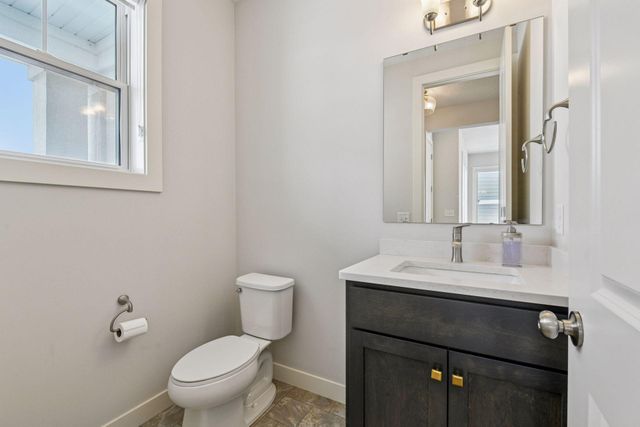 6381 Harvest Trail, Chaska, MN 55318