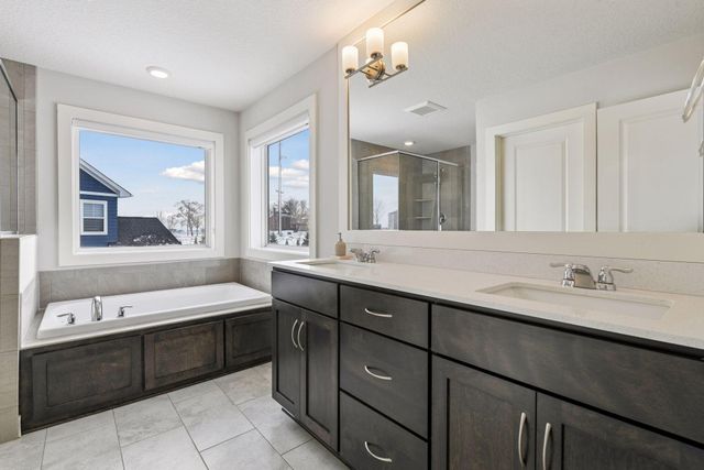 6381 Harvest Trail, Chaska, MN 55318