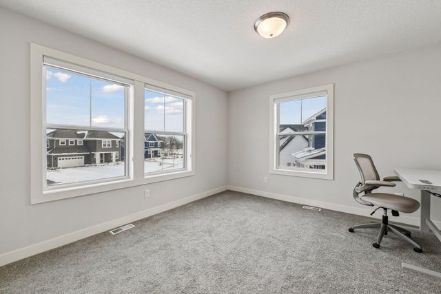 6381 Harvest Trail, Chaska, MN 55318