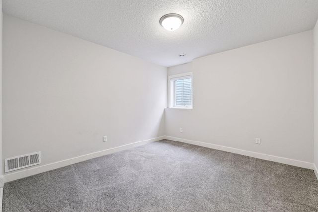 6381 Harvest Trail, Chaska, MN 55318