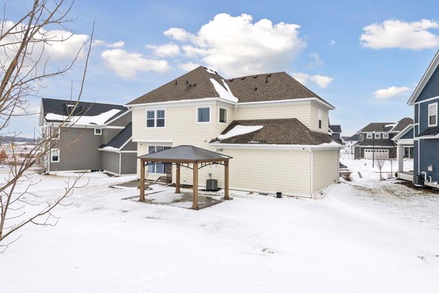 6381 Harvest Trail, Chaska, MN 55318