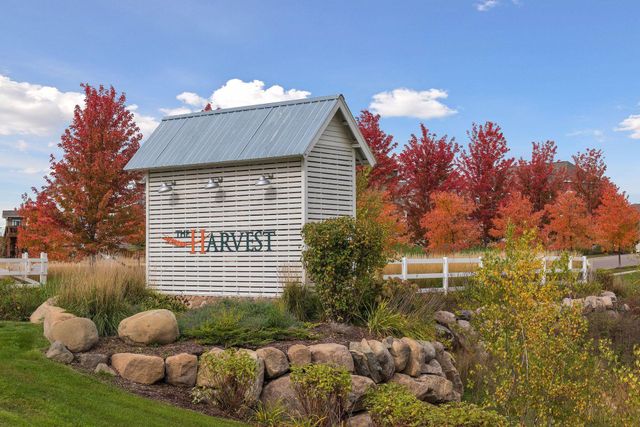 6381 Harvest Trail, Chaska, MN 55318