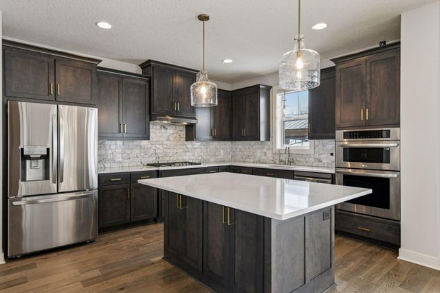 6381 Harvest Trail, Chaska, MN 55318