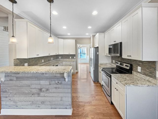 413 Live Oak Road, Ringgold, GA 30736