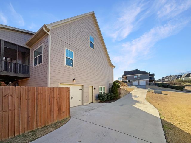 413 Live Oak Road, Ringgold, GA 30736