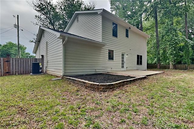 1501 Willow Creek Court, Snellville, GA 30078