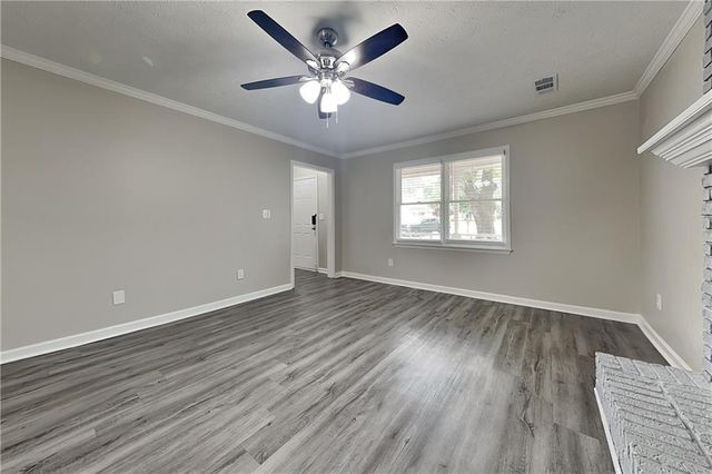 1501 Willow Creek Court, Snellville, GA 30078