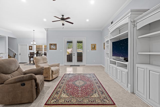 1223 Pine St, Kilgore, TX 75662