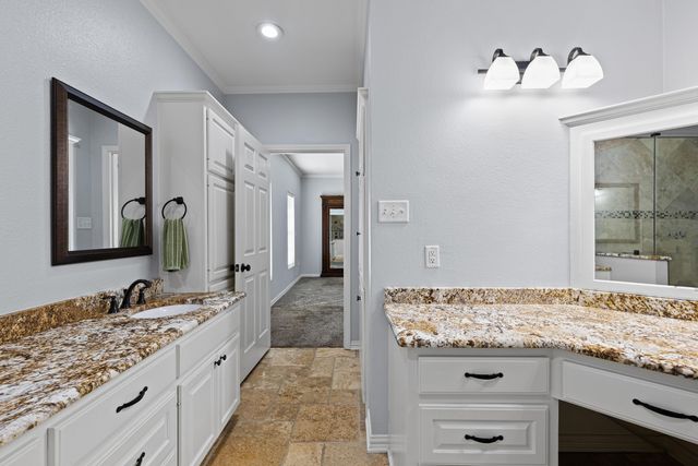 1223 Pine St, Kilgore, TX 75662