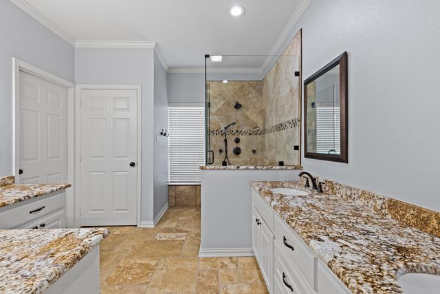 1223 Pine St, Kilgore, TX 75662