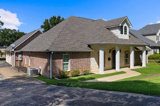 1223 Pine St, Kilgore, TX 75662